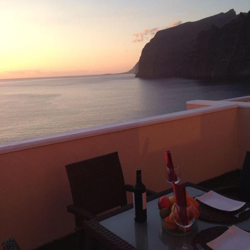 Apartamento Vistas Al Mar Santiago Del Teide Luaran gambar